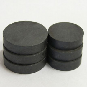 Fekete mágnesek, átmérő 16 mm, 50 db